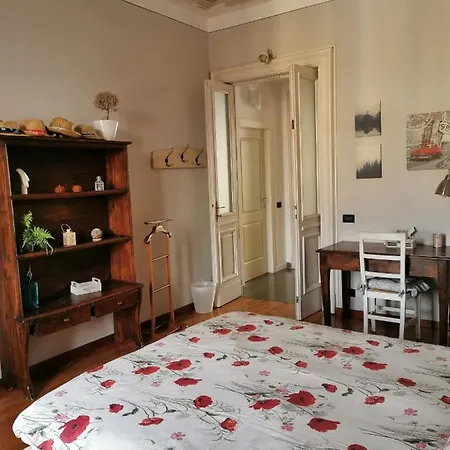 Pensjonat In Centro Da Laura, Via Repubblica 49 Bi Biella