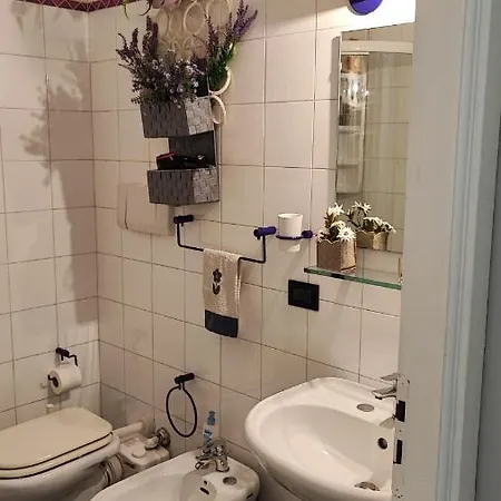 Pensjonat In Centro Da Laura, Via Repubblica 49 Bi 3*