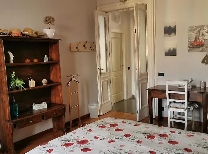 ゲストハウス In Centro Da Laura, Via Repubblica 49 Bi ビエッラ